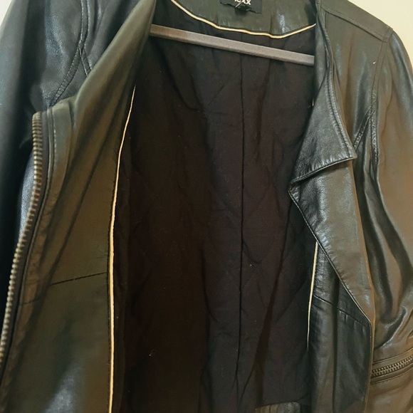 Mexx Genuine Leather Jacket US8. - Picture 3 of 7